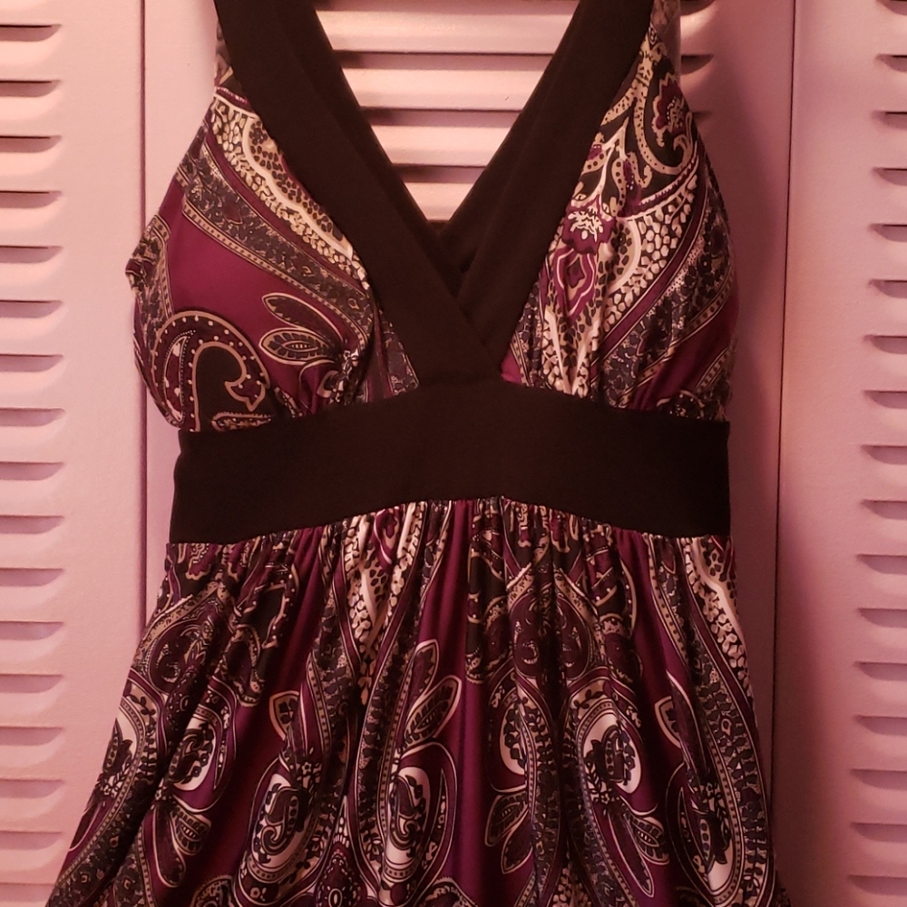 Dress - Picture 2 of 3